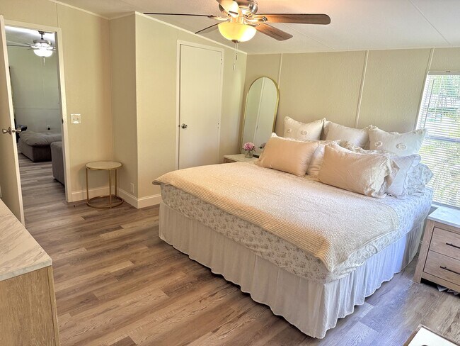 Building Photo - 140 Schofield Ln