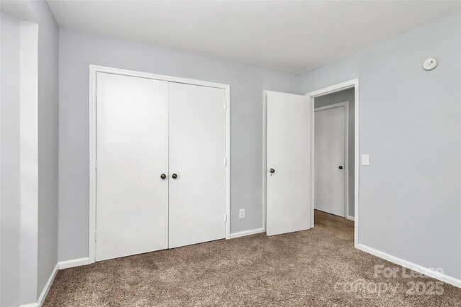 Building Photo - 6146 Meadow Rose Ln