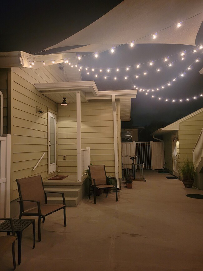 Building Photo - 1240 13th St N