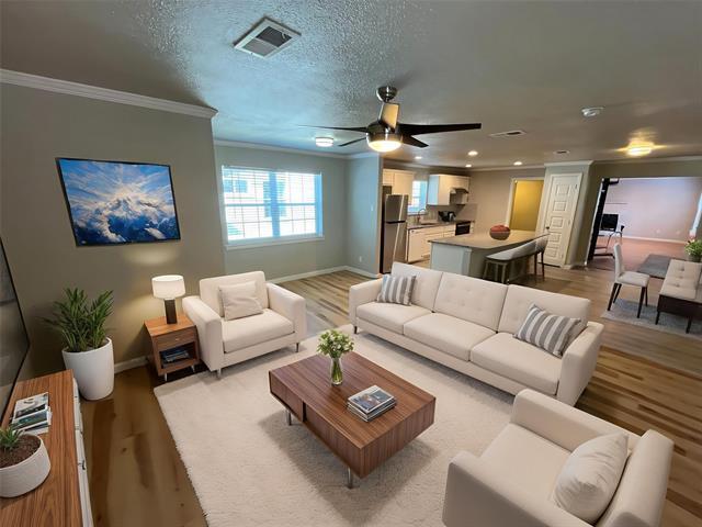 Building Photo - 3053 Rotan Ln