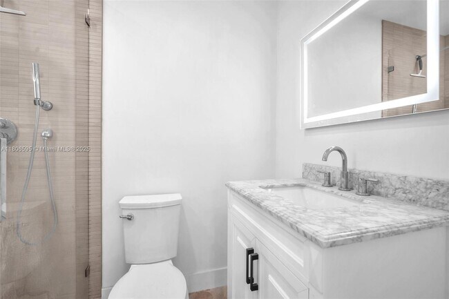Building Photo - 3980 SW 121st Ave
