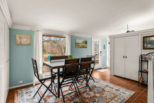 Building Photo - 1512 Waterside Dr