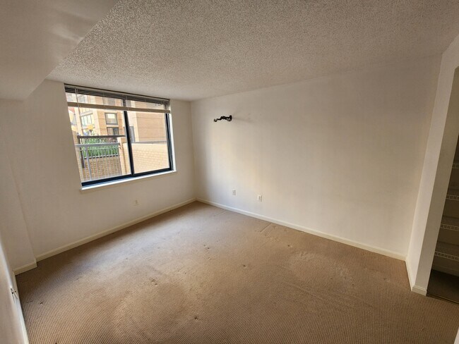 Building Photo - 3835 9th St N