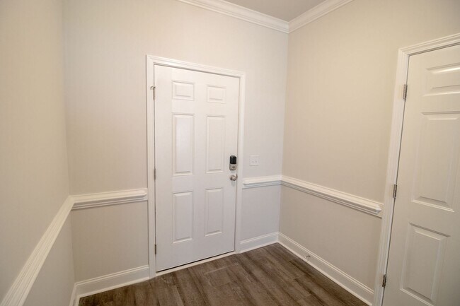 Building Photo - Pooler, GA