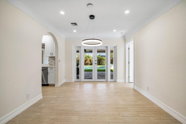 Building Photo - 1061 NW 3rd St