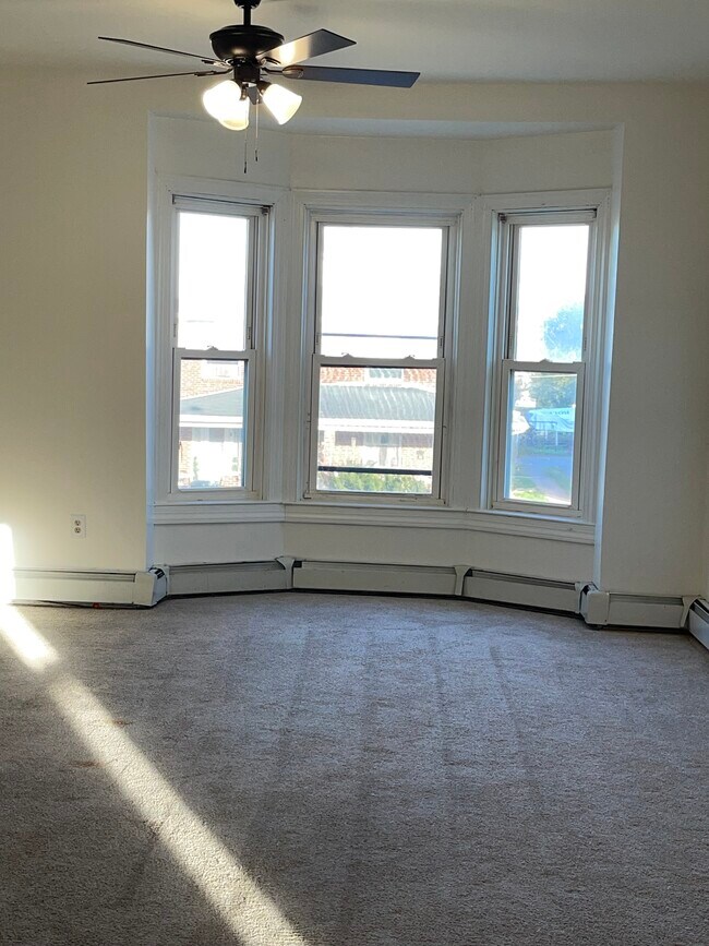 Building Photo - 22 N Highland Ave