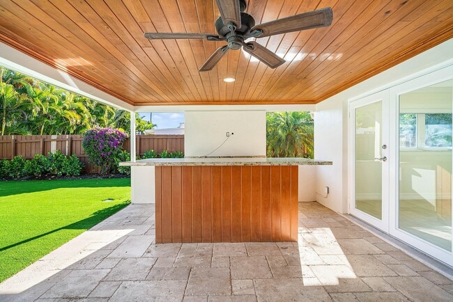 Building Photo - 1061 NW 3rd St