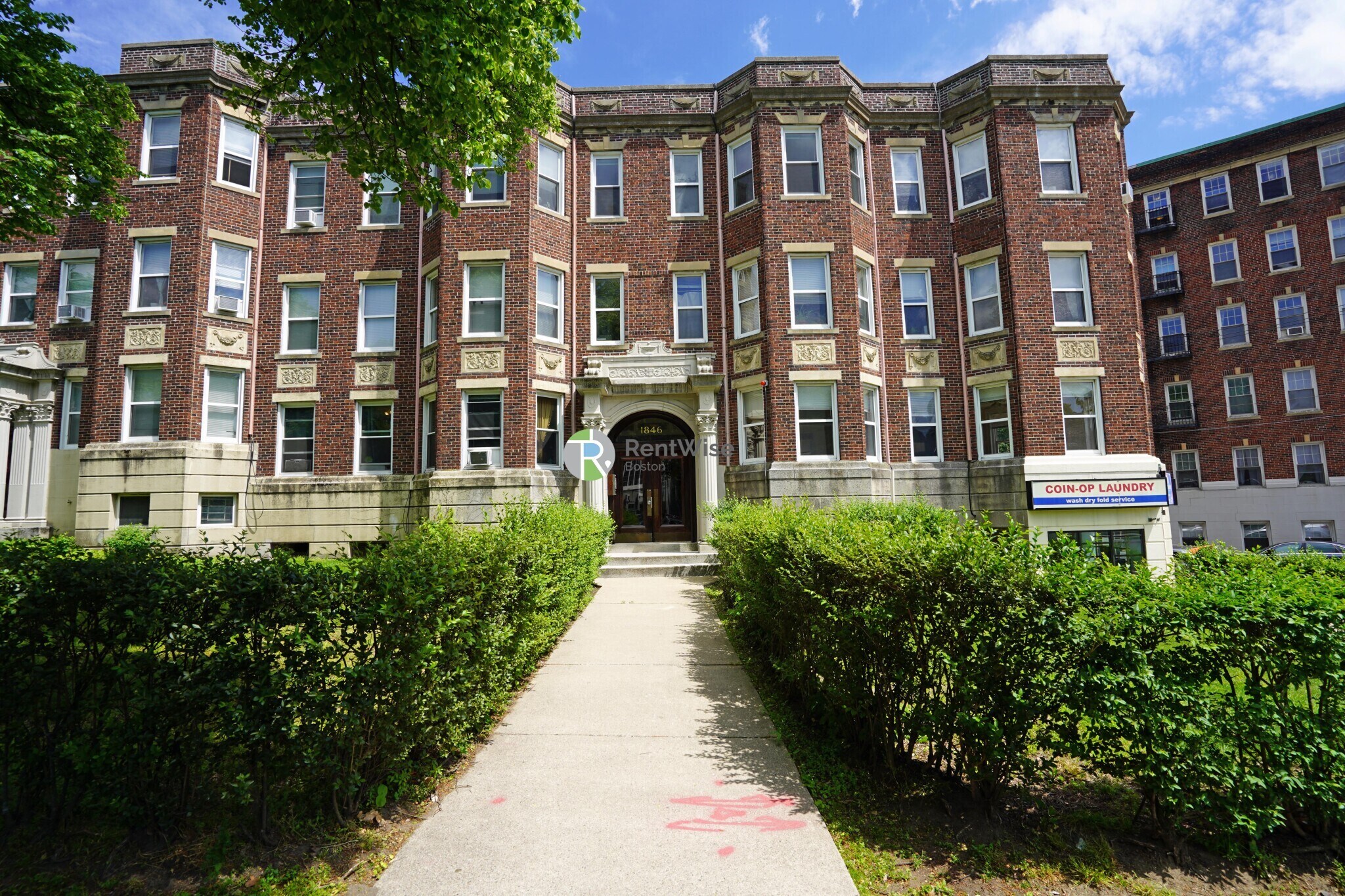 Building Photo - 1846 Commonwealth Ave