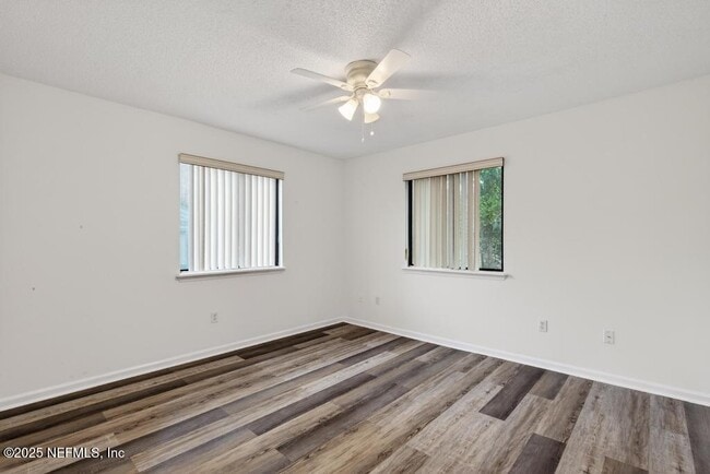 Building Photo - 10 Moultrie Creek Cir