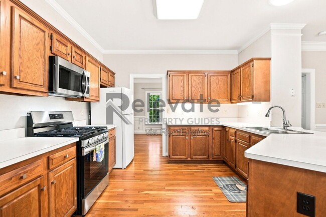 Building Photo - 13215 Hollyhock Ct