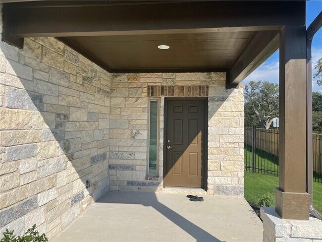 Building Photo - 300 Staunton Dr