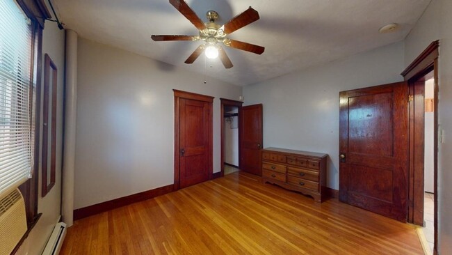 Building Photo - 139 Hillsdale Rd