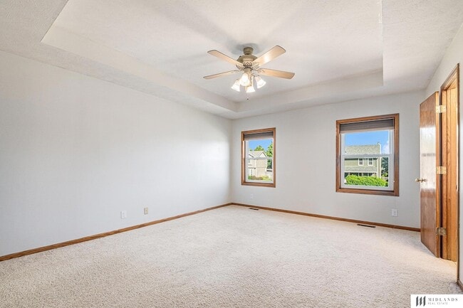 Building Photo - 11419 S 44th St