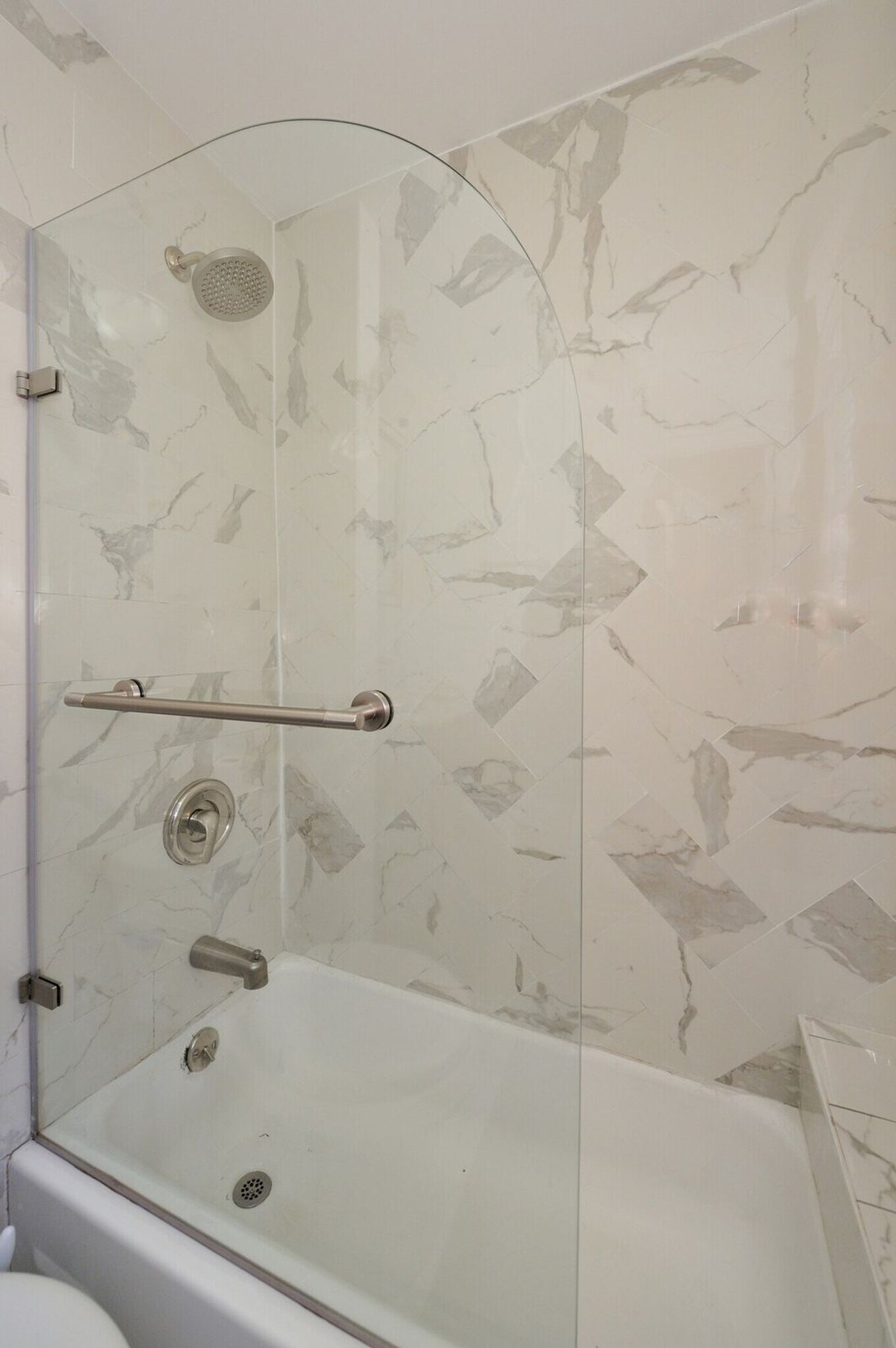 Building Photo - 199 Centre St