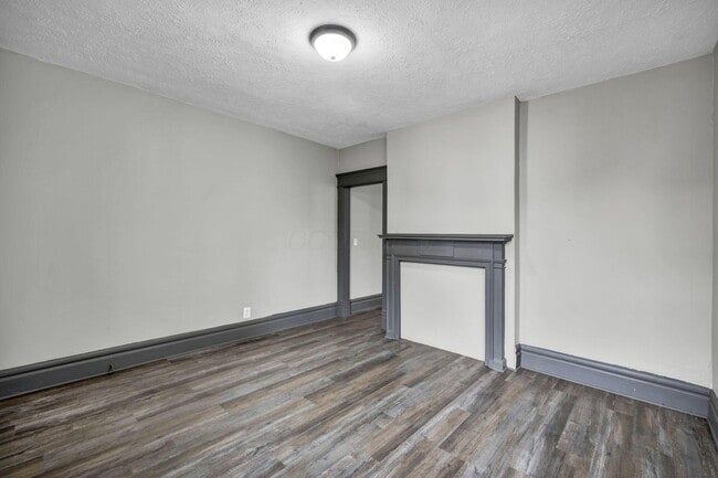 Building Photo - 365 S Eureka Ave