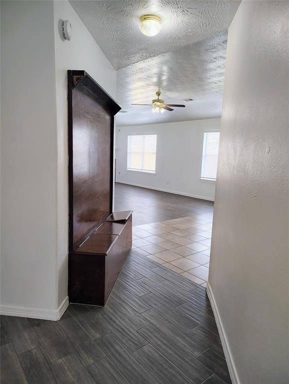 Building Photo - 21411 Forest Colony Dr