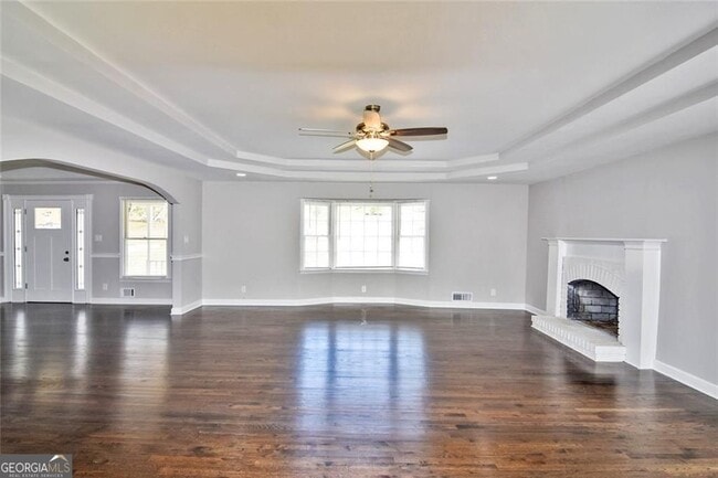 Building Photo - 86 Regency Way SE