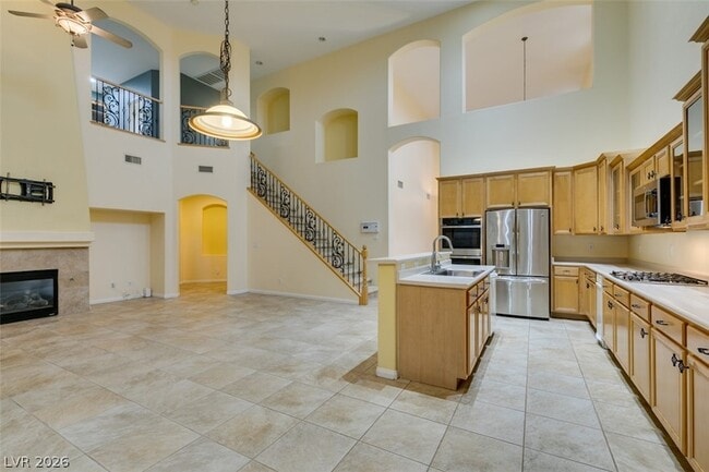 Building Photo - 10800 Canisteo St