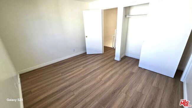 Building Photo - 140 N Berendo St