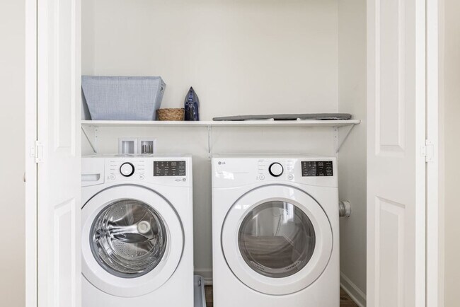 Building Photo - 35 Keystone Ave