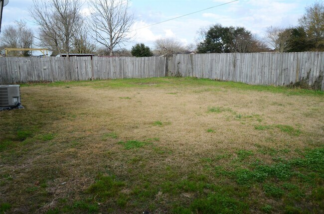 Building Photo - 17506 Bullis Gap Dr