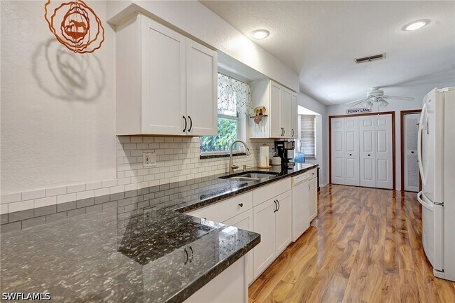 Building Photo - 3520 2nd Ave NE