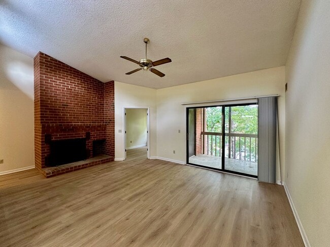 Building Photo - 103 Turtle Creek Rd
