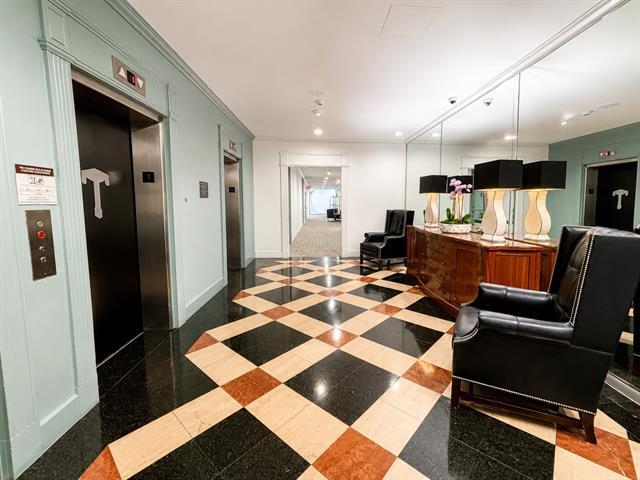 Building Photo - 3883 Turtle Creek Blvd