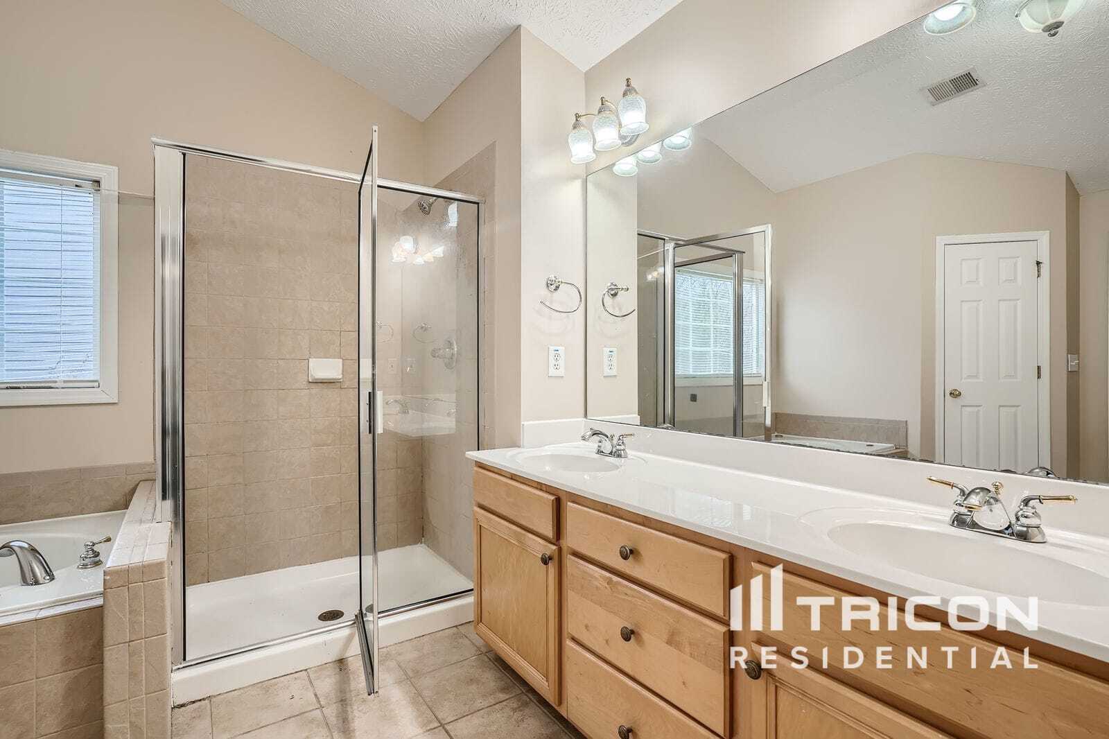 Building Photo - 342 Park Creek Ridge