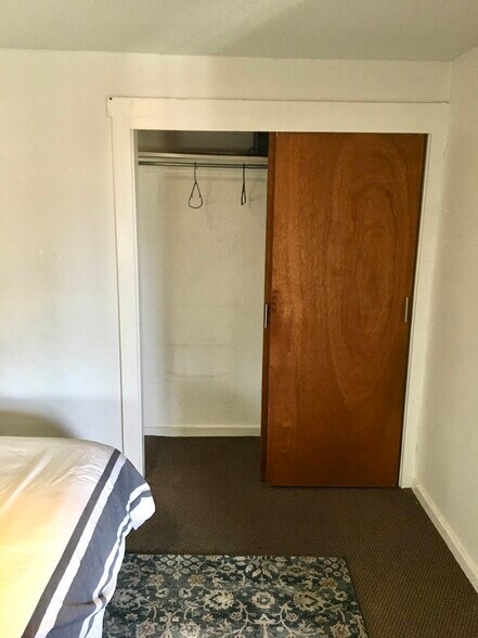 Building Photo - 157 Perkins St