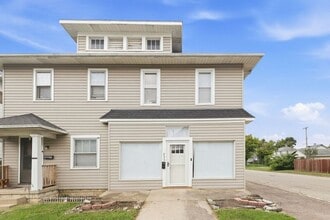 Building Photo - 233 Bellevue Ave