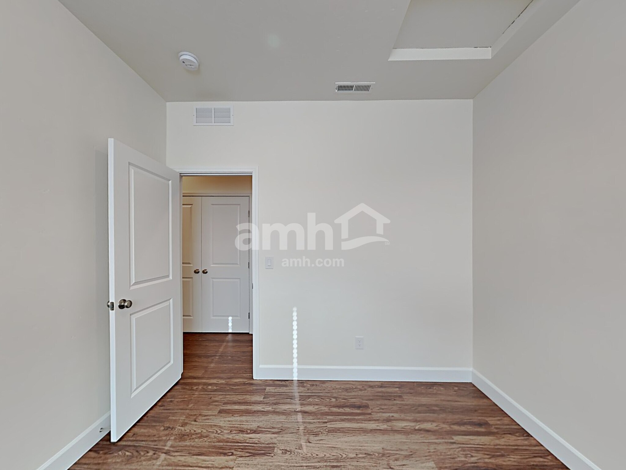 Building Photo - 5057 W White Ash Ct