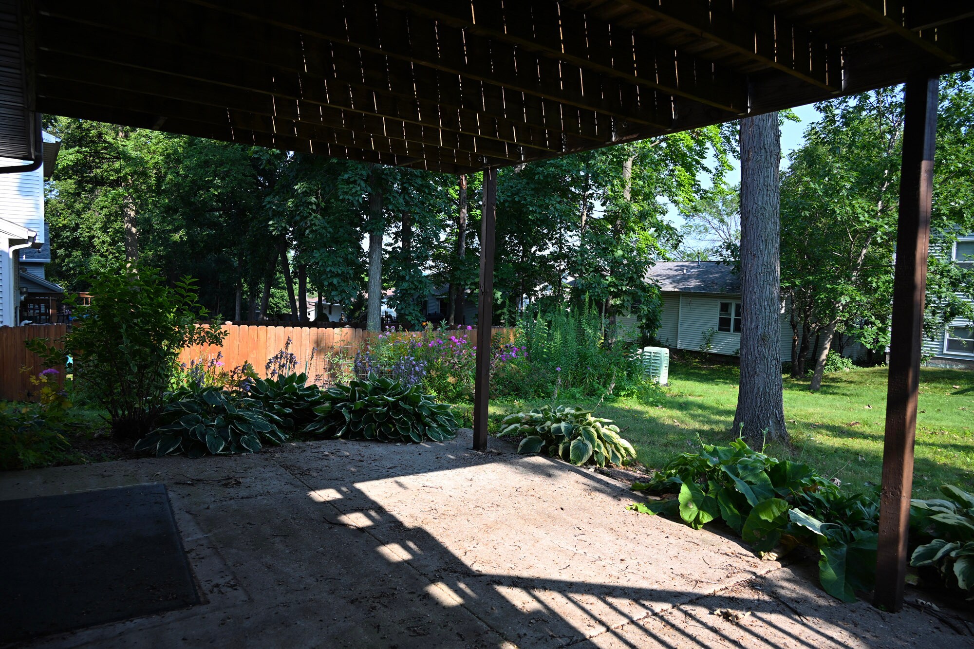 Building Photo - 6214 Adobe Way