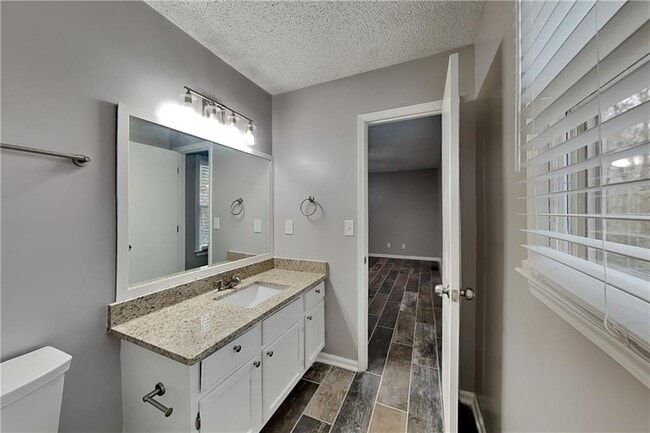 Building Photo - 304 Winchester Way