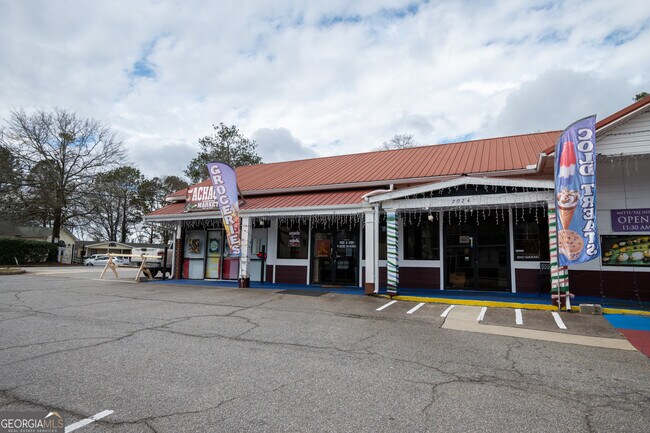 Building Photo - 175 Habersham Way