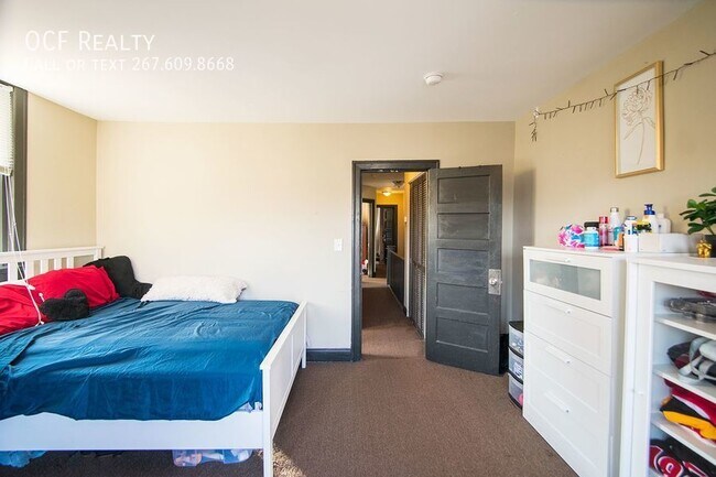 Building Photo - 5700 N 20th St