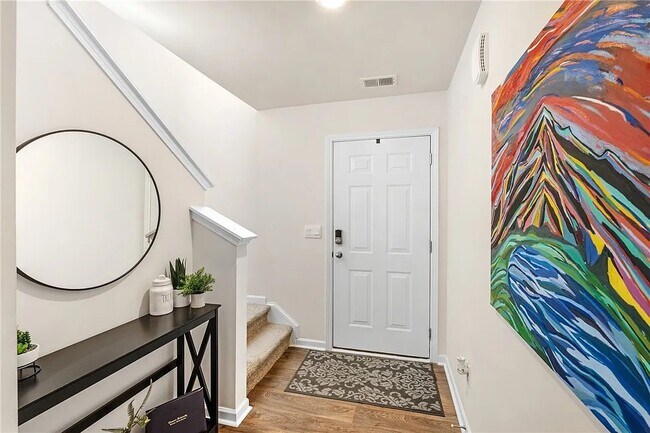 Building Photo - 511 Oakmont Valley Trl