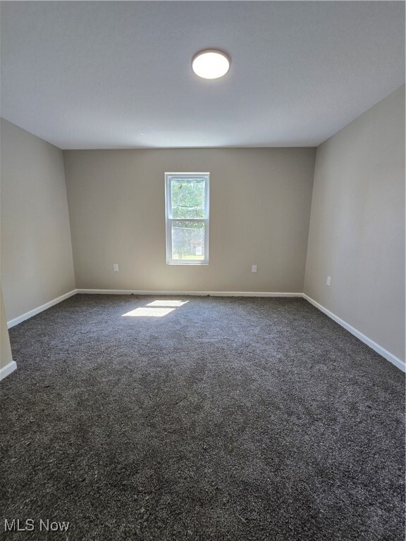 Building Photo - 209 Hall St