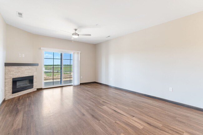 Building Photo - $1,800 | 2 Bedroom, 2 Bathroom Condo | Pets Allowed* | Available for August 1st, 2026 Move In!