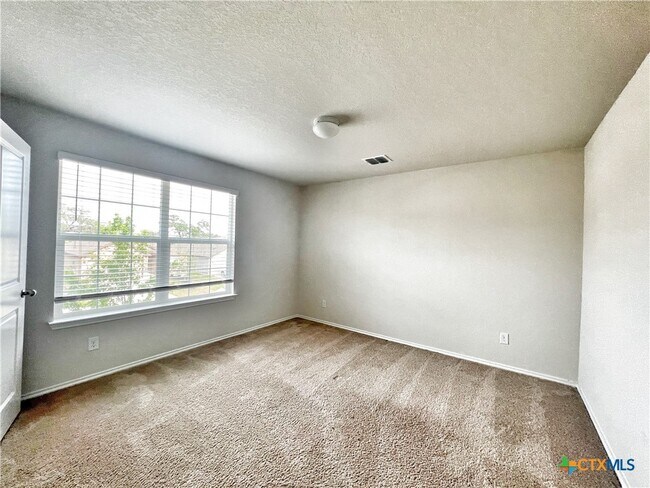 Building Photo - 29529 Spring Copper