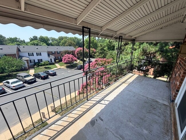 Building Photo - 39 Rock Garden Ln