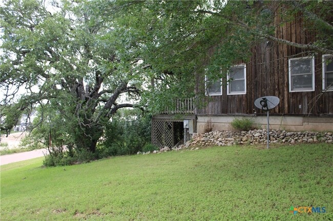 Primary Photo - 817 Santa Maria Rd