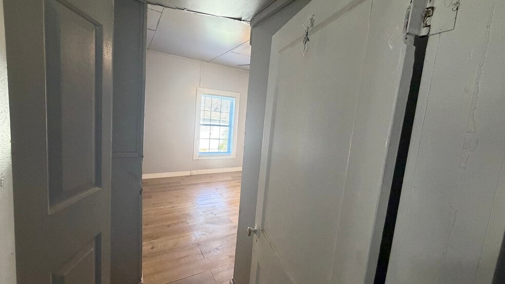 2nd Bedroom - 1108 Wyllie Ave