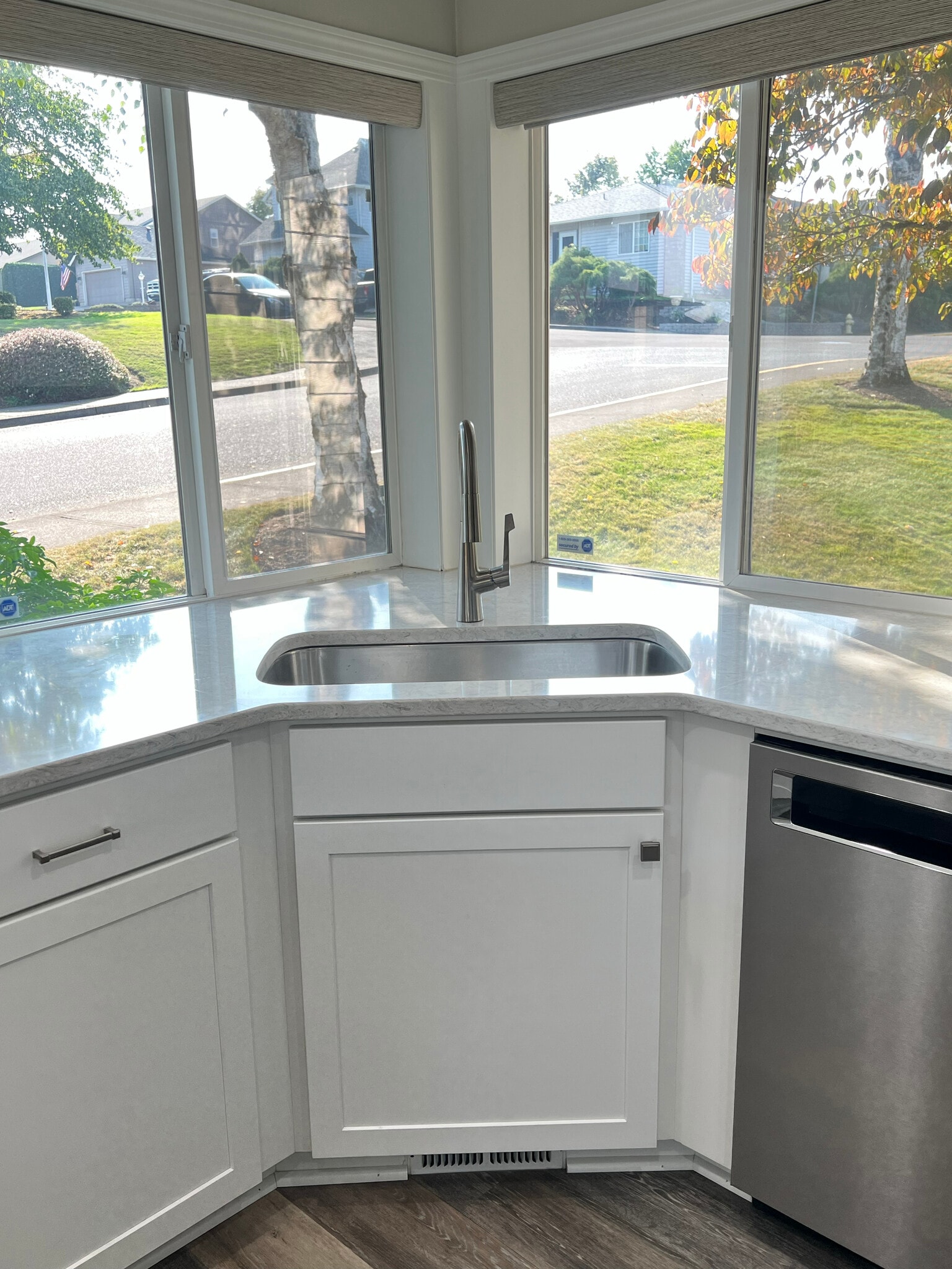 Kitchen - 5358 Summerlake St SE