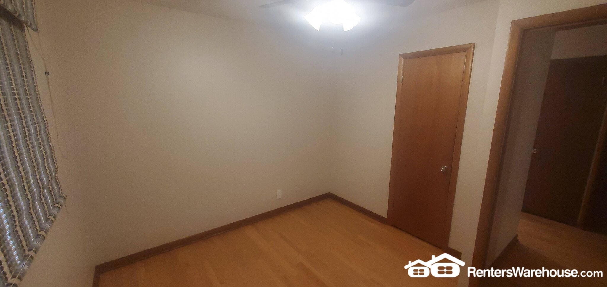 Building Photo - 10525 W Custer Ave