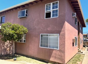 Building Photo - 2 bedrooms 1 bath apartment in El Cajon