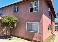 Building Photo - 2 bedrooms 1 bath apartment in El Cajon
