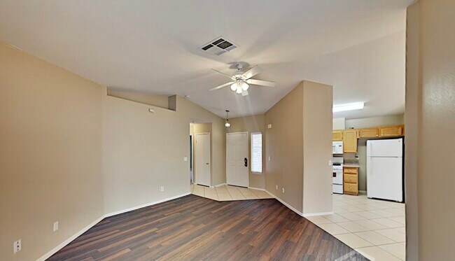 Building Photo - 3504 Redwood Ridge Way