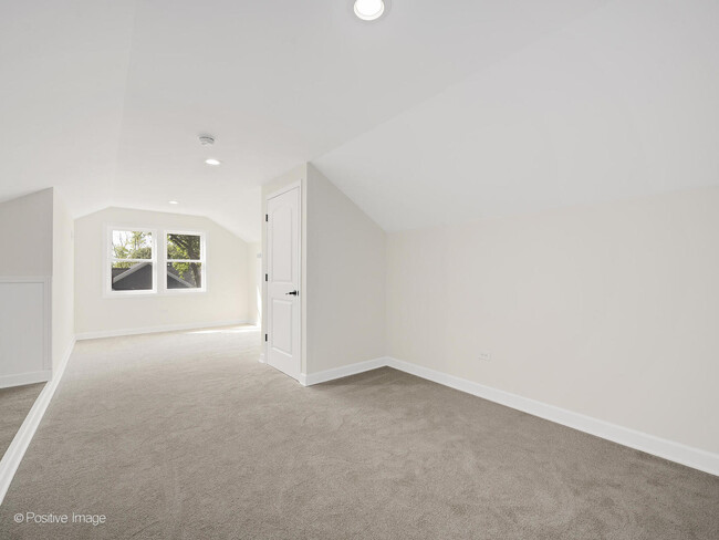 Building Photo - 4206 Forest Ave