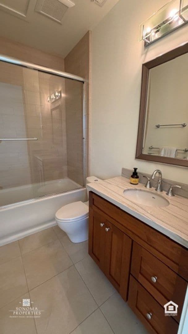 Building Photo - Charming 1-Bedroom Over-Garage Apartment in Kenwood